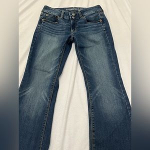 American Eagle Jeans Artist Flared Size 4 Women’s